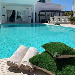 Guest house White House Luxury Hospitality, Olbia