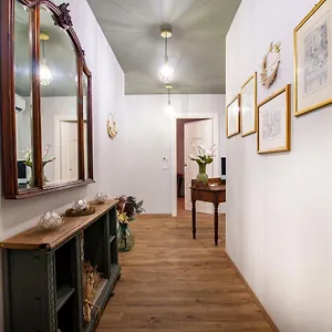 Bed & Breakfast Epimoni 